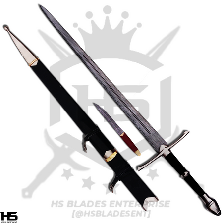 strider swod is one of the two swords of aragorn signifying his rule as a king elessar II