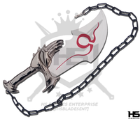 the chain of chaos blades of kratos is 150cm long in total and can be wraooed around he arm, forming an exact replica of its kind
