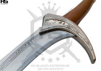 the hilt of orcrist of thorin has elvish runes which form very deeop aesthatic link with its damascus blade